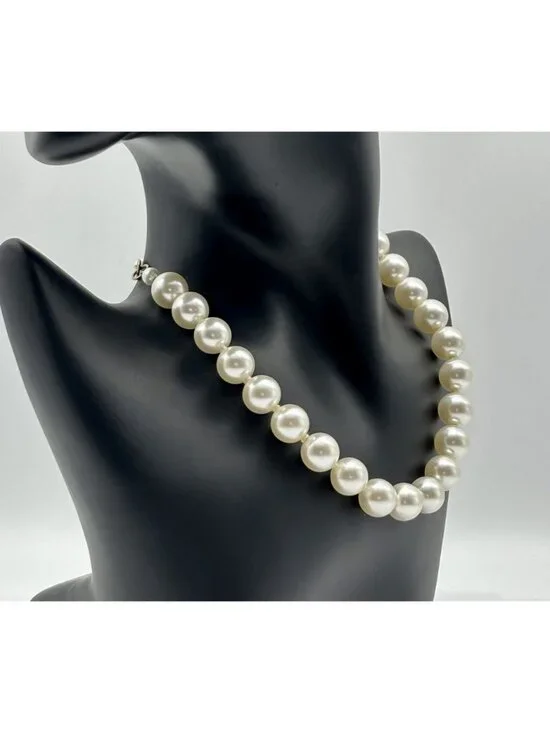 Vintage 12mm Faux Pearl Necklace/Choker Adjustable Length Marked "Japan" on Hook - Picture 4 of 14